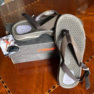 Teva Ultimate Thong Flip Flops with back strap